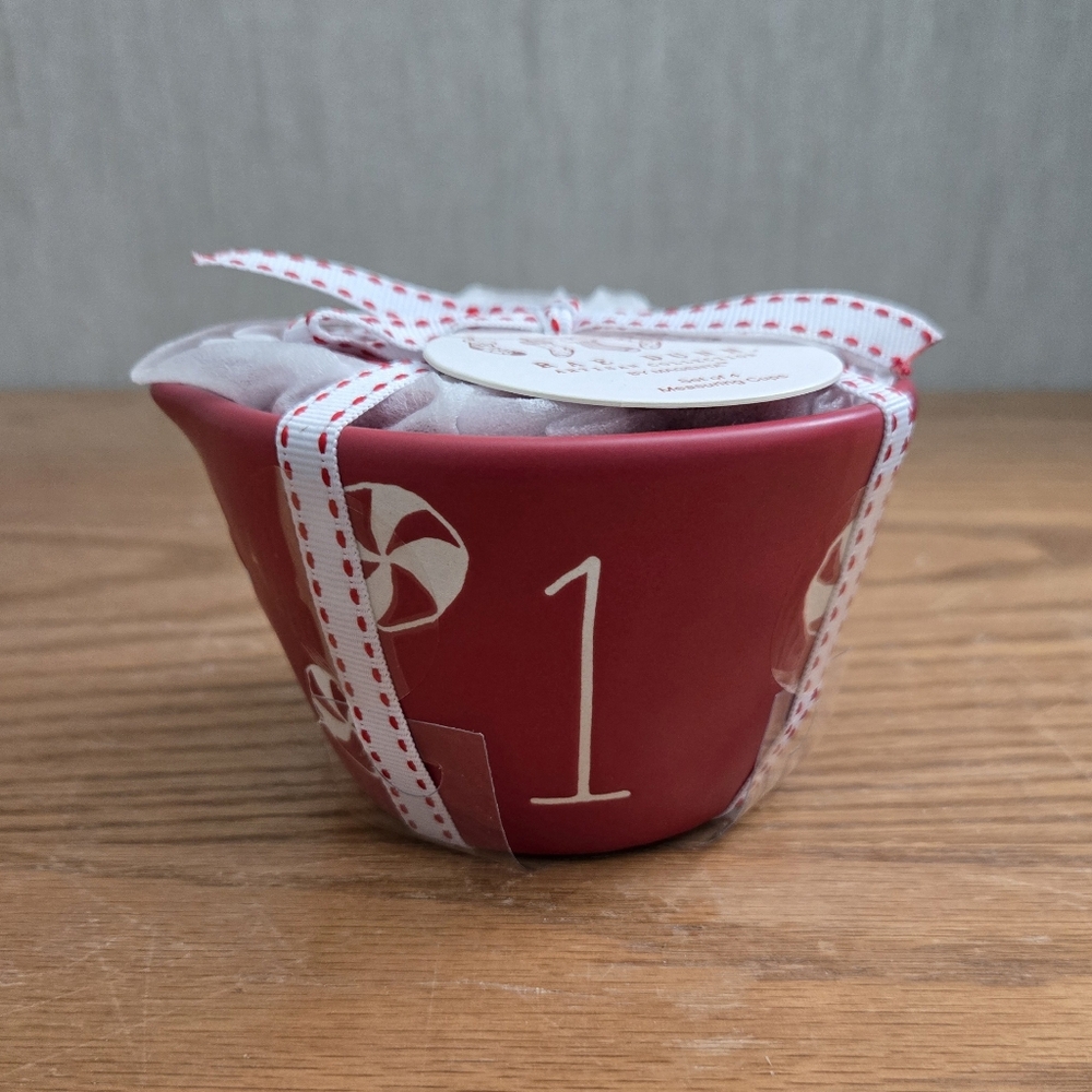 Rae Dunn Peppermint Measuring Cups